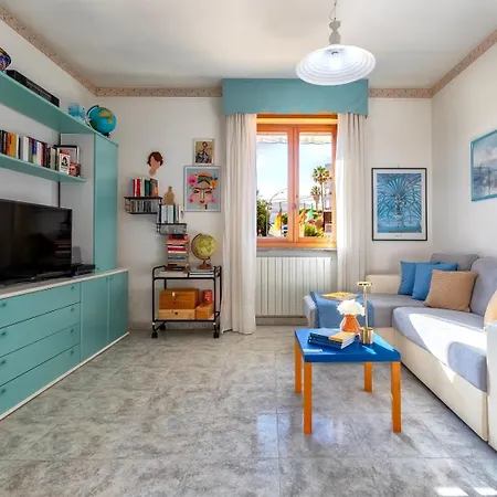 La Tana Apartment *